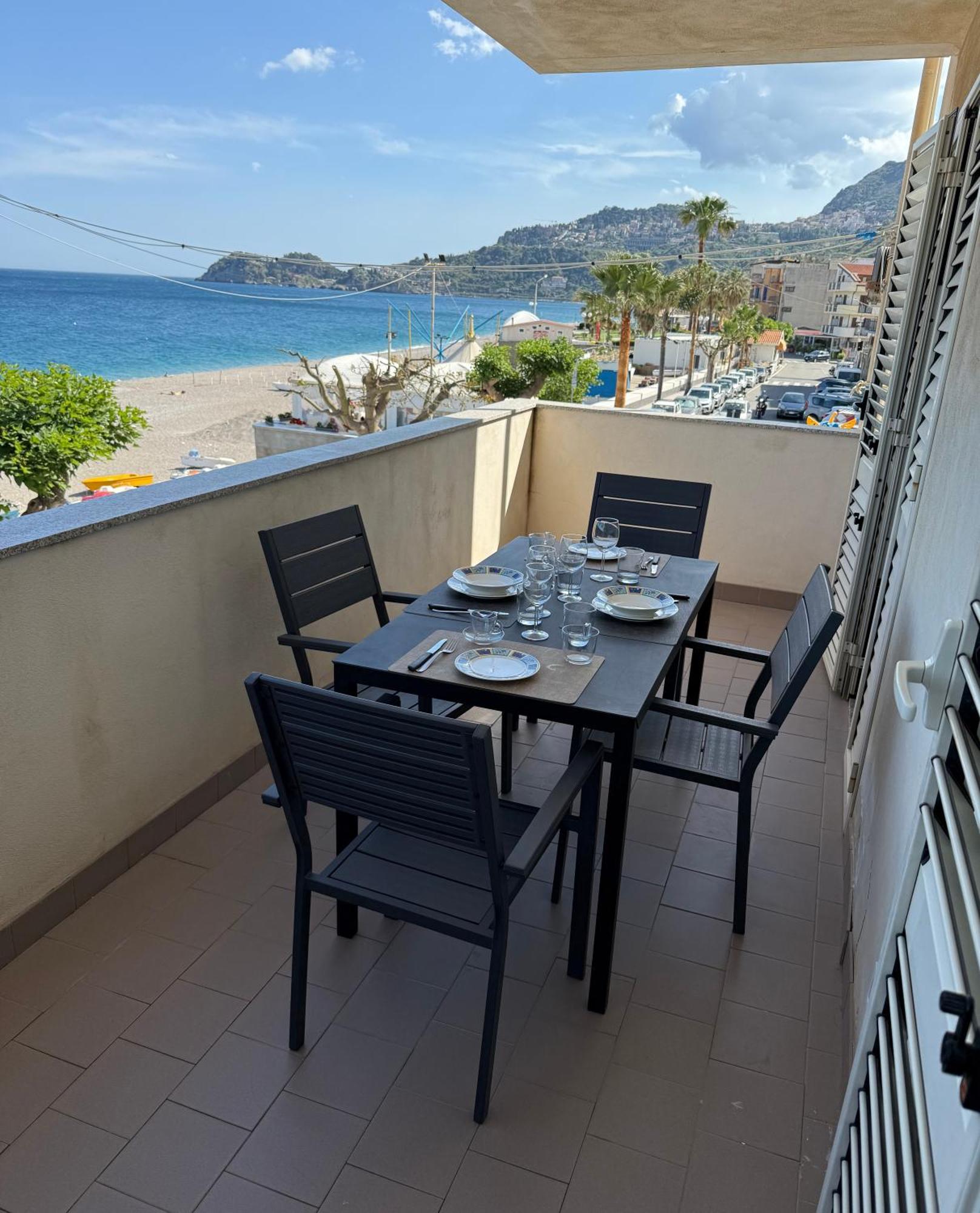 Family House Letojanni Taormina Daire Dış mekan fotoğraf